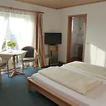 Gruener Baum Hotel 3*