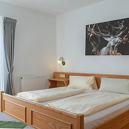 Gruener Baum Hotel